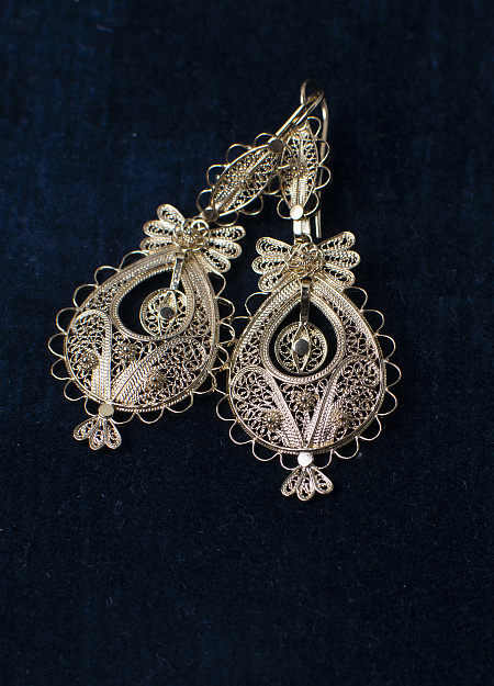 Earrings Queen