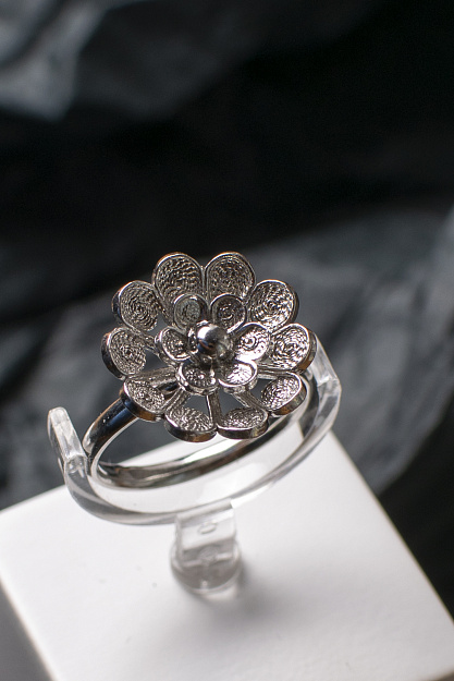 filigree flower